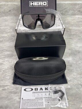 Oakley | Accessories | Archive Oakley Y2k Glasses | Poshmark